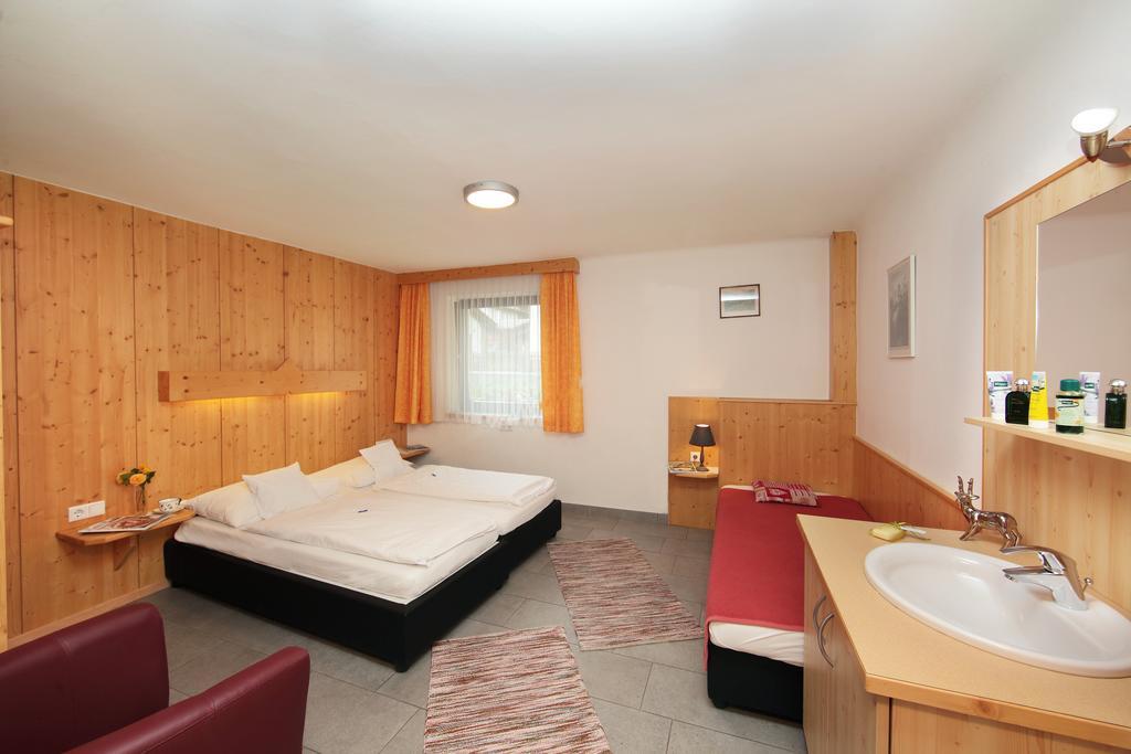 Apartmenthaus Gotthardt 카프룬 외부 사진