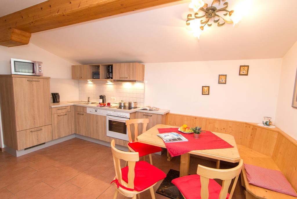 Apartmenthaus Gotthardt 카프룬 외부 사진