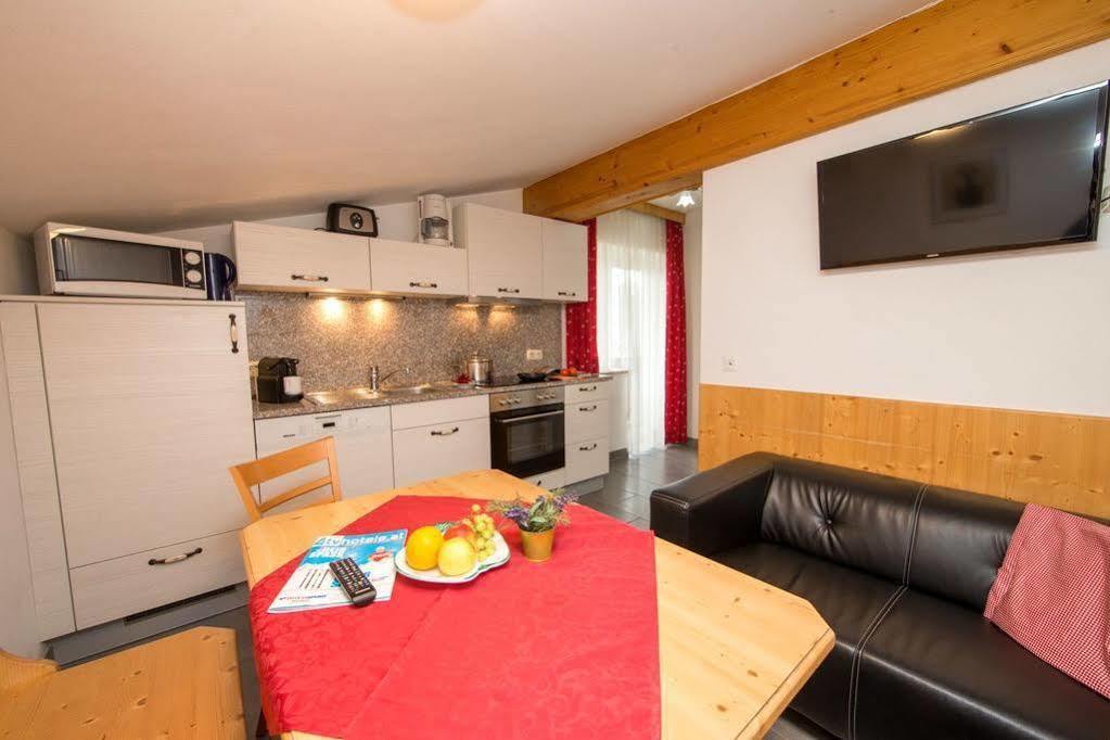 Apartmenthaus Gotthardt 카프룬 외부 사진